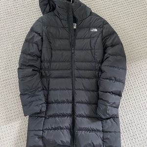 Women’s North Face Puffer Jacket- Long